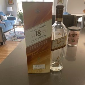 Empty bottle gold 18